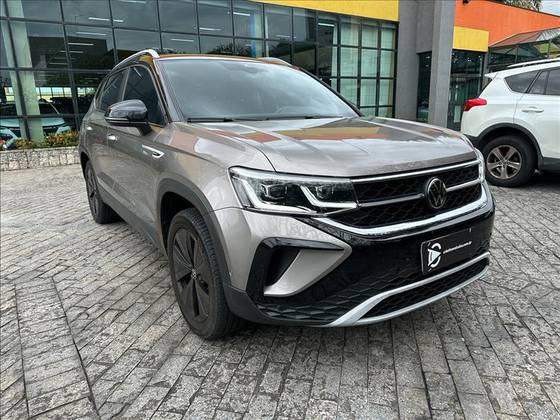 VOLKSWAGEN TAOS 1.4 250 TSI TOTAL FLEX HIGHLINE AUTOMÁTICO